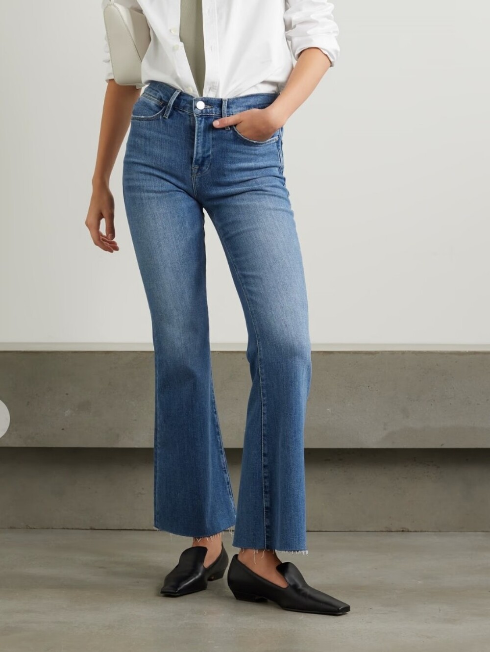 Frame Le Easy Flare Jeans Size 29 Stretchy Raw Hem Distressed Comfy Boho
